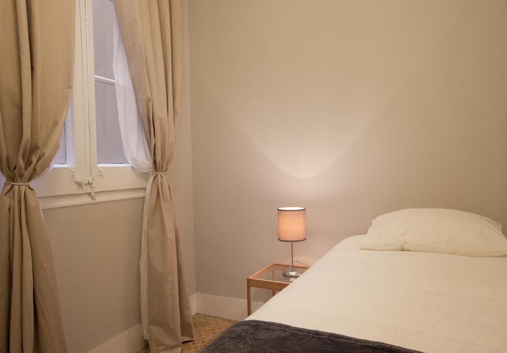 Enjoy Apartments Sofia Barcelona Zimmer foto