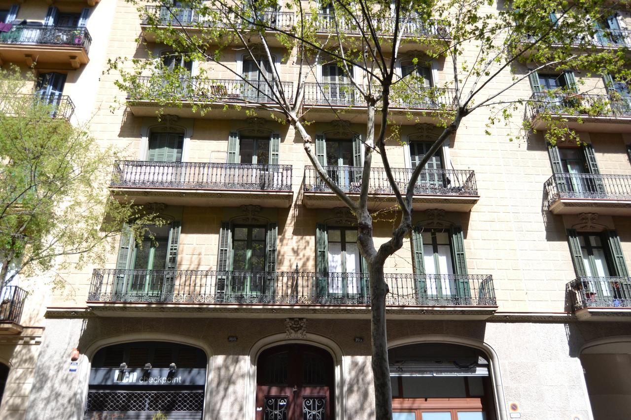 Enjoy Apartments Borrell Barcelona Exterior foto